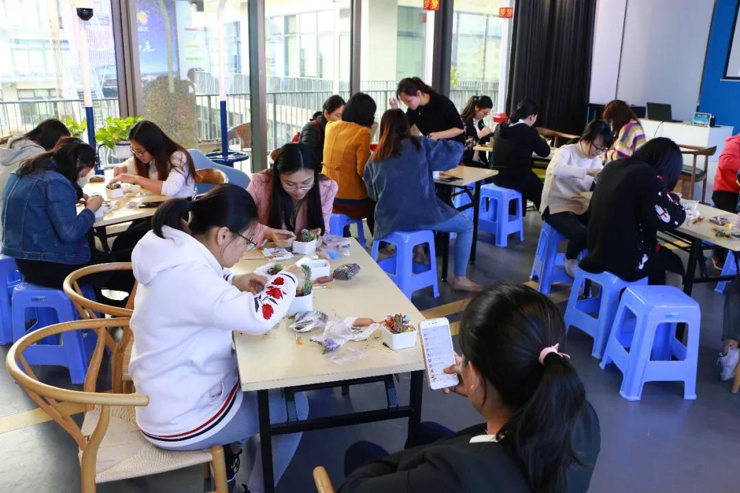 女神节快乐 | 女神节就要玩出不一样……