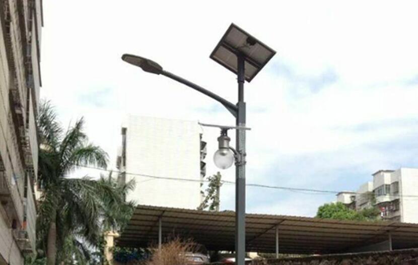 太阳能路灯的防盗方法。