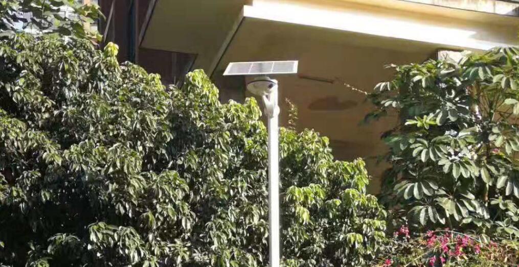 保持路灯照明亮度要做什么