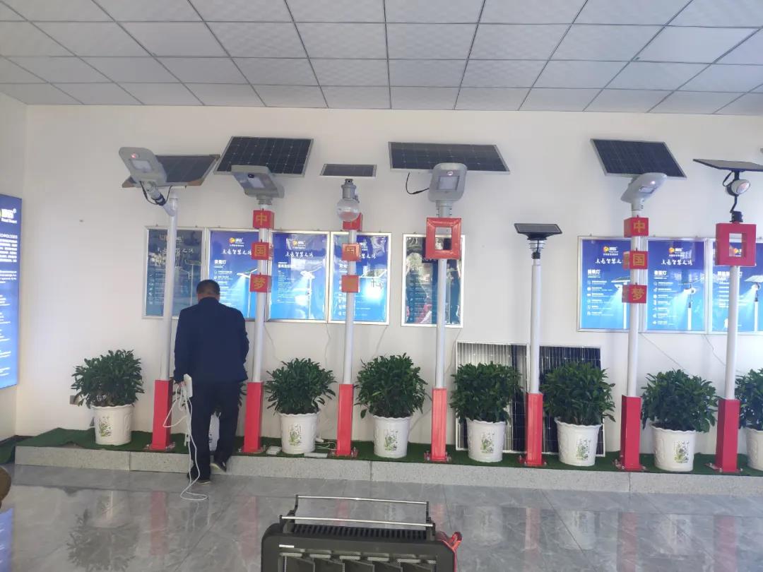 榆林基建“加速度”——源码助力建设物联网太阳能智慧路灯