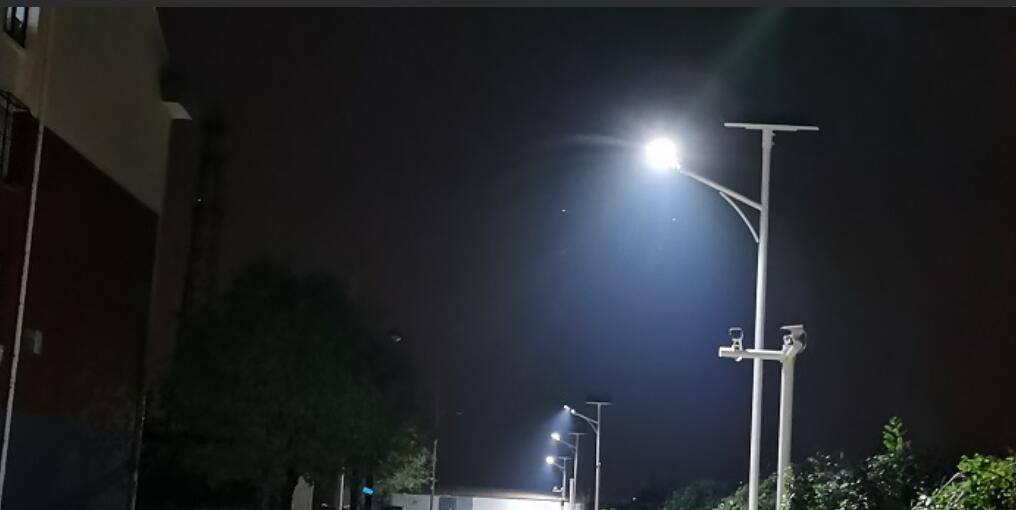 路灯光源的特点