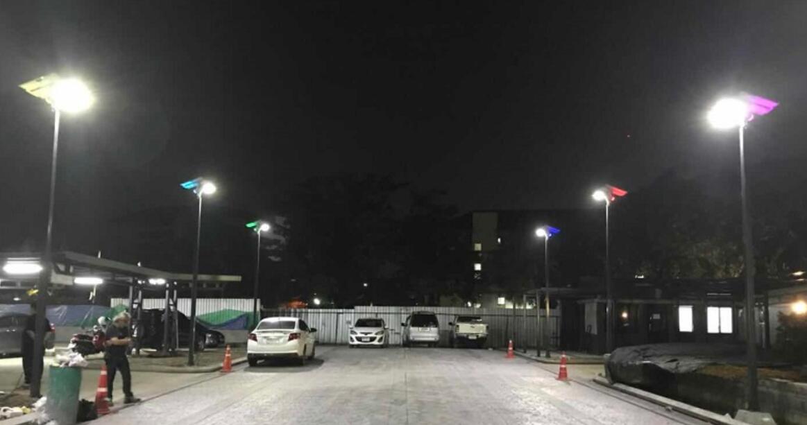 太阳能路灯在高温天气注意什么