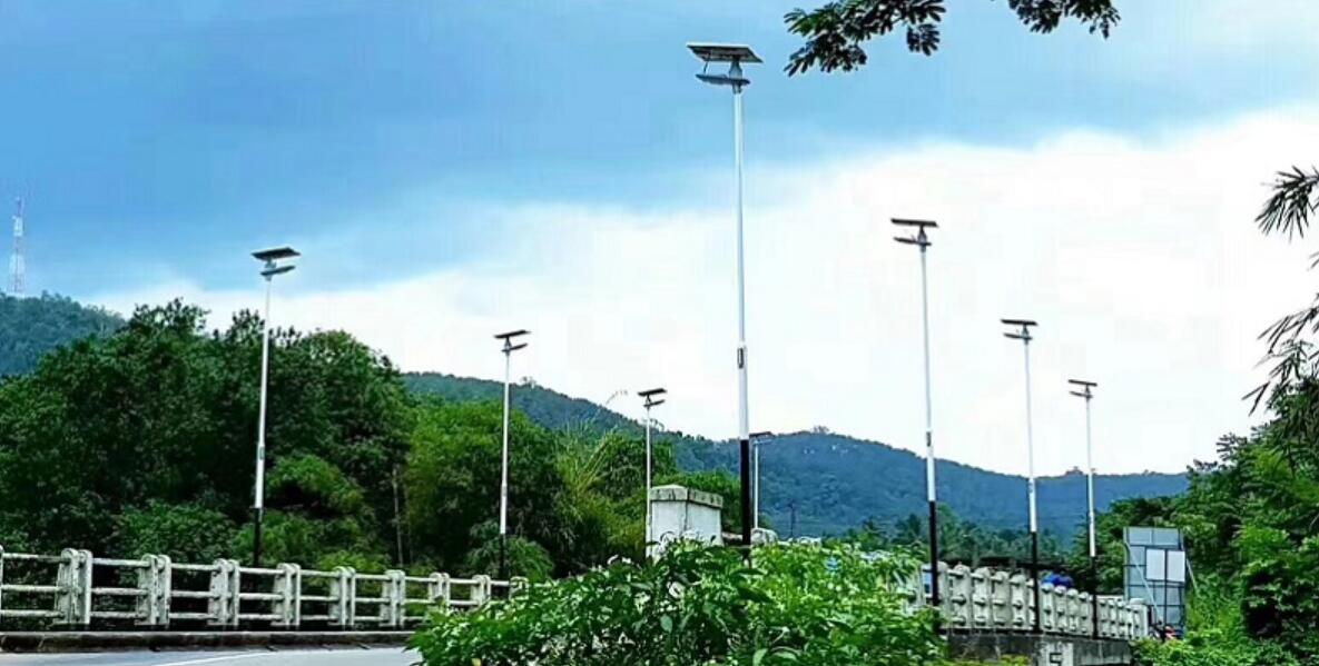 太阳能路灯厂家的优势