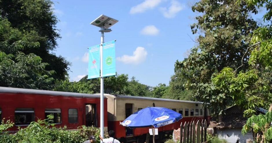 太阳能路灯的二次光学原理