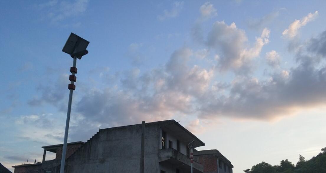 庭院灯灯具使用后就变暗的原因