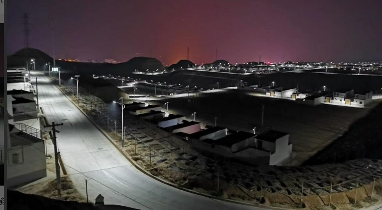 太阳能路灯亮度跟什么因素有关？