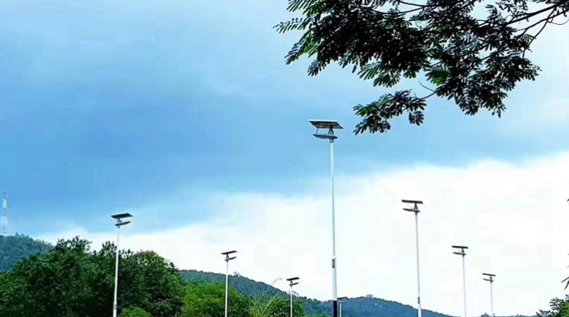 路灯杆为什么要镀锌金属表面？