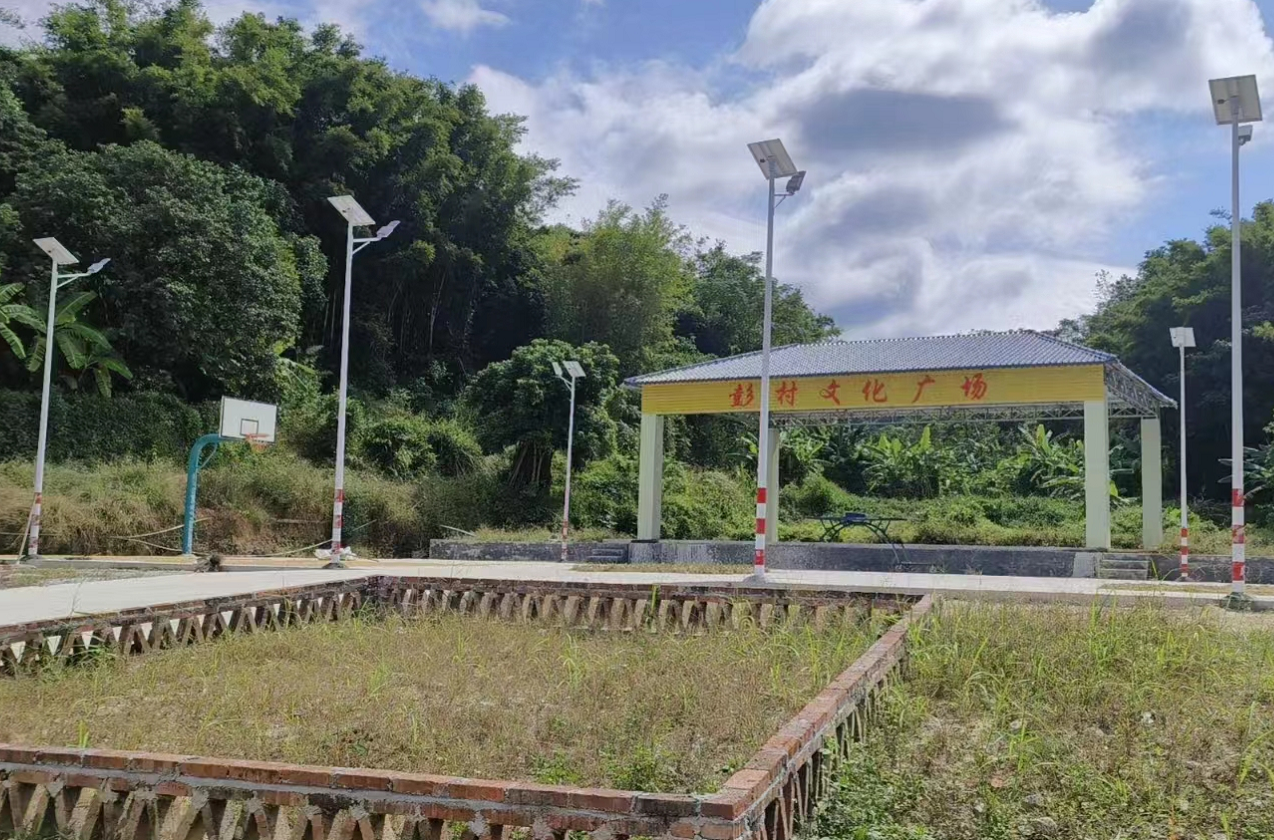 源码：太阳能路灯闪烁怎么办？