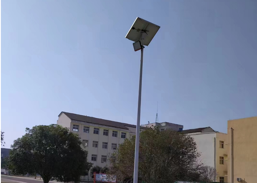 源码路灯-太阳能路灯漏水的处理方法