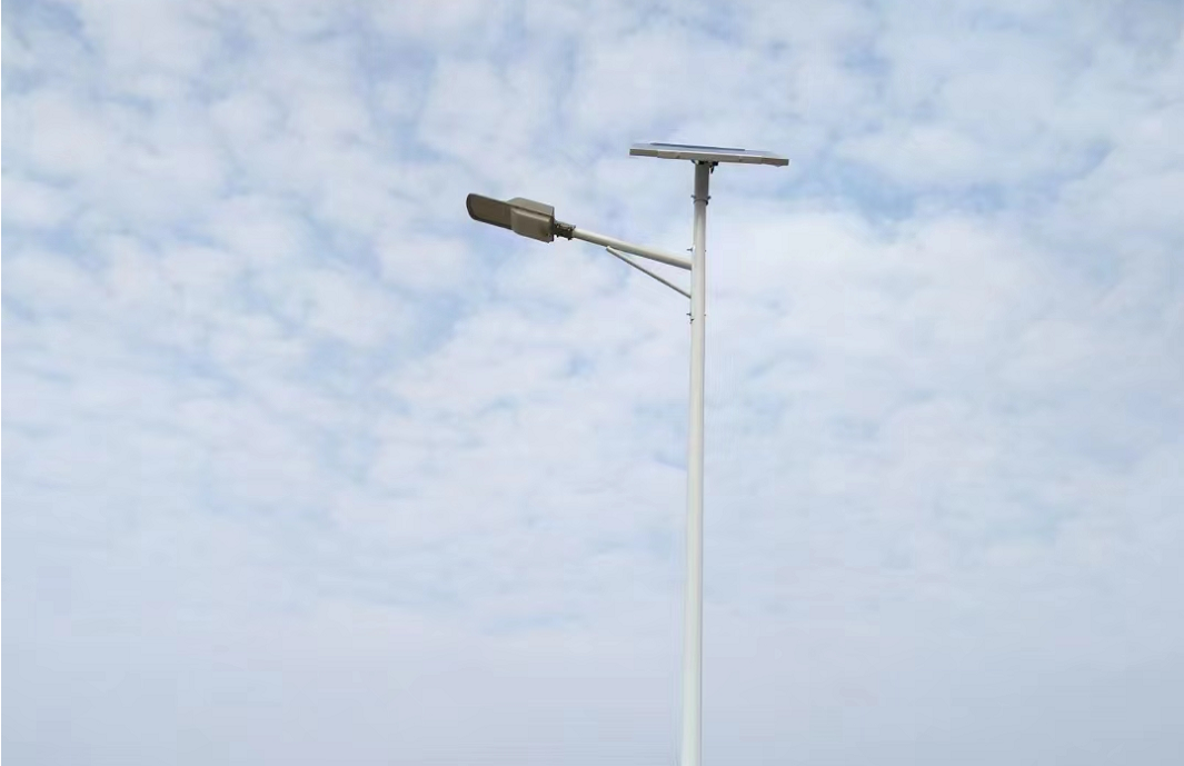 太阳能路灯灯头组装过程