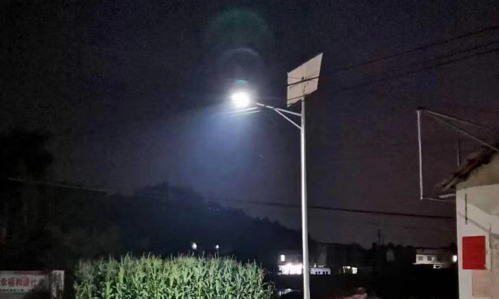 LED格栅灯的设计与组装