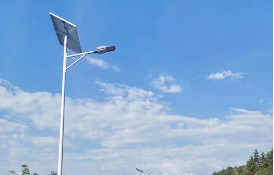 仿古太阳能庭院灯特点