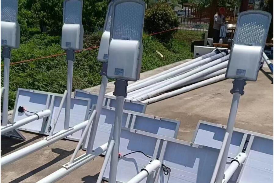 怎样提升太阳能路灯的充电效率