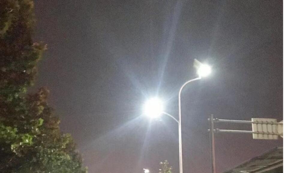 农村太阳能路灯到底是怎样的设备