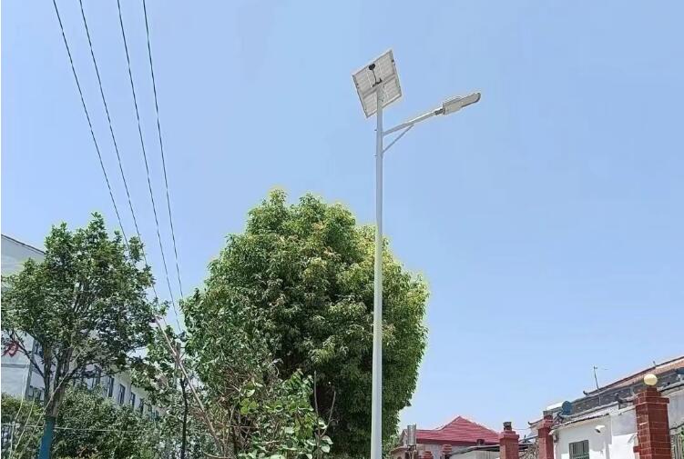 太阳能路灯灯杆上面漆的作用