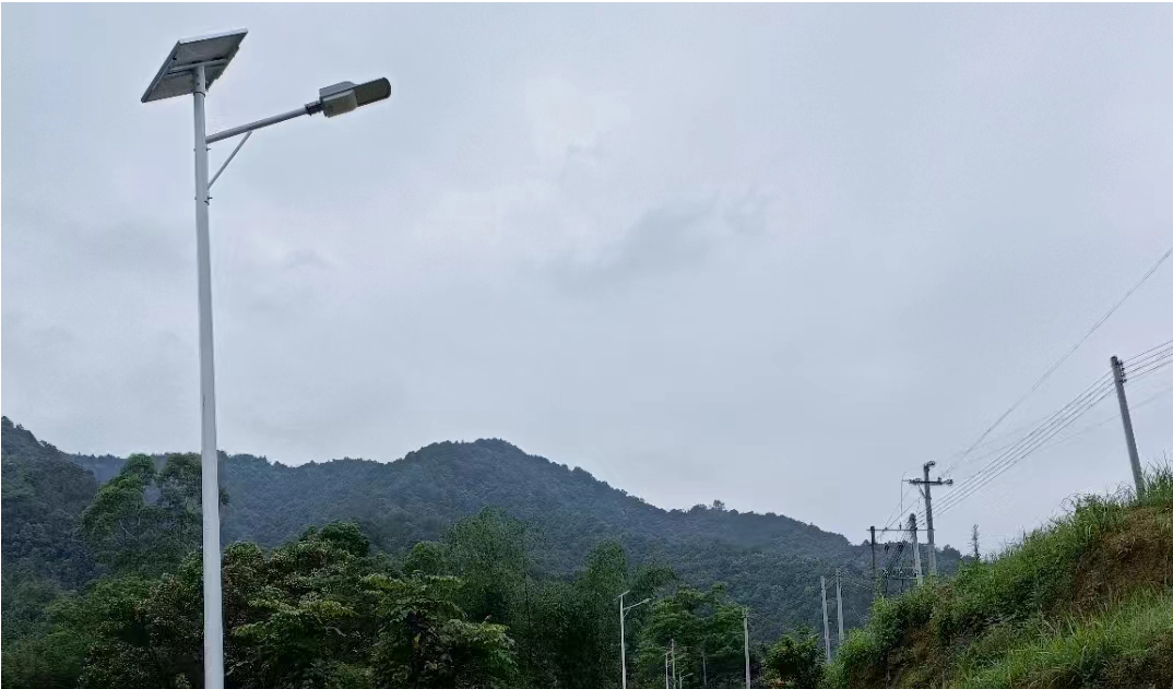 太阳能路灯灯杆上面漆的作用